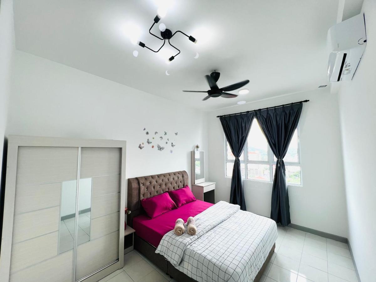 Ureshii Homestay Ladang Tanjung Kuala Terengganu With Pool Exterior photo